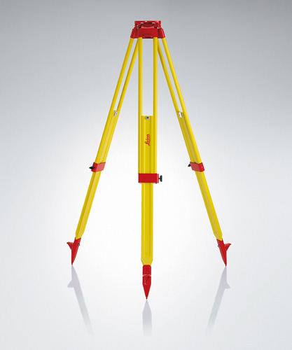 [1-106722] 394752 GST20-9 Heavy Duty Wooden Tripod